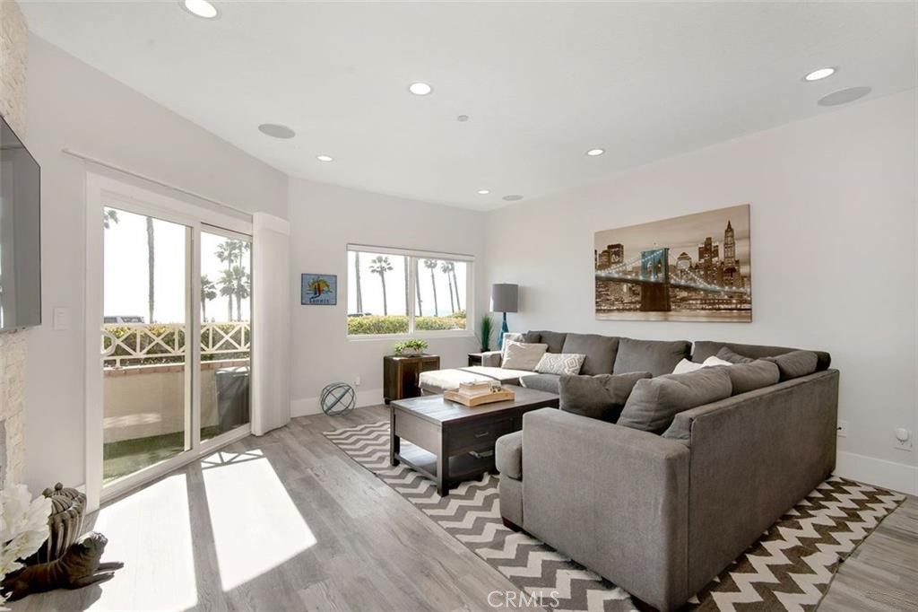 900 Pacific Coast, Huntington Beach CA 92648 - photo 7