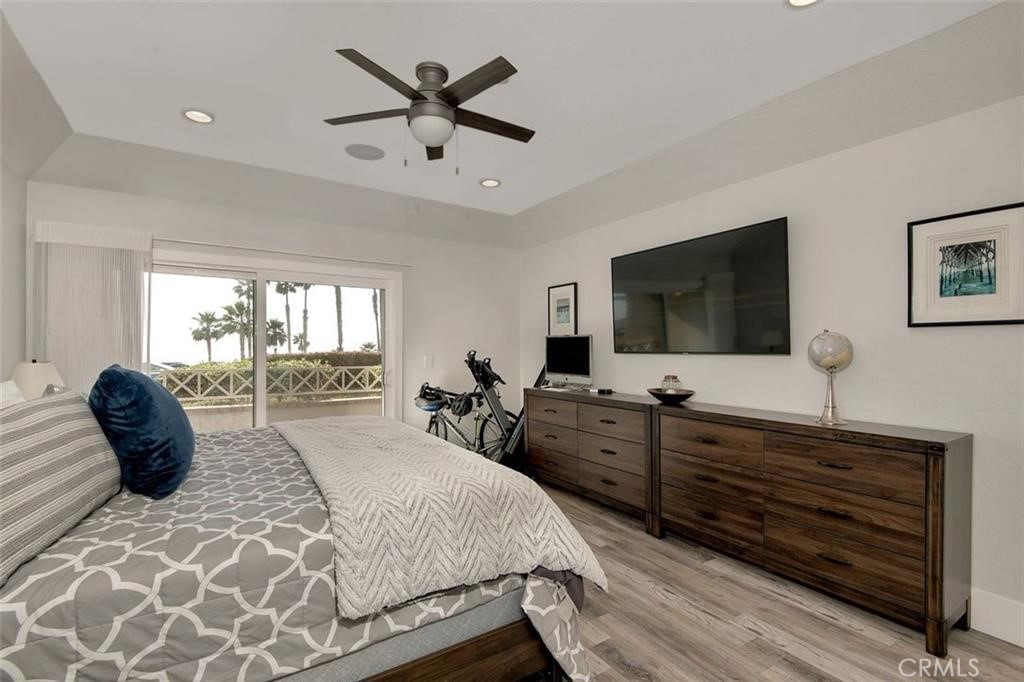900 Pacific Coast, Huntington Beach CA 92648 - photo 15