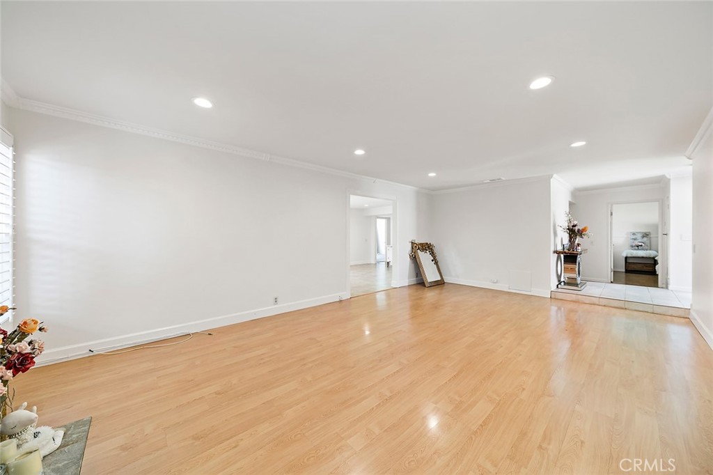 9102 Warfield, Huntington Beach CA 92646 - photo 5