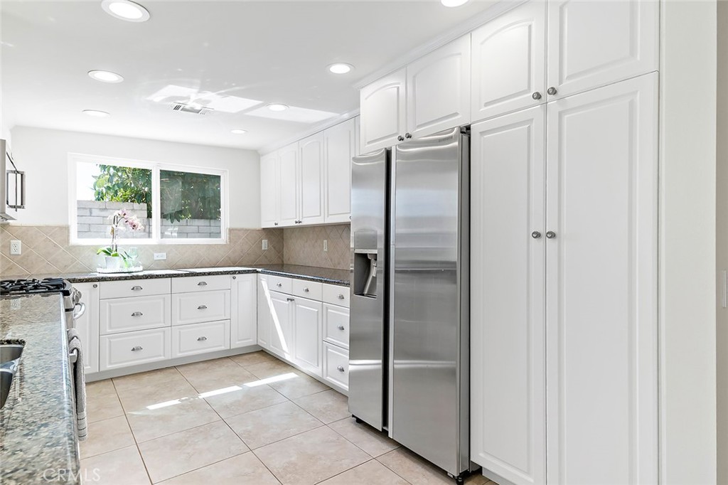9102 Warfield, Huntington Beach CA 92646 - photo 15