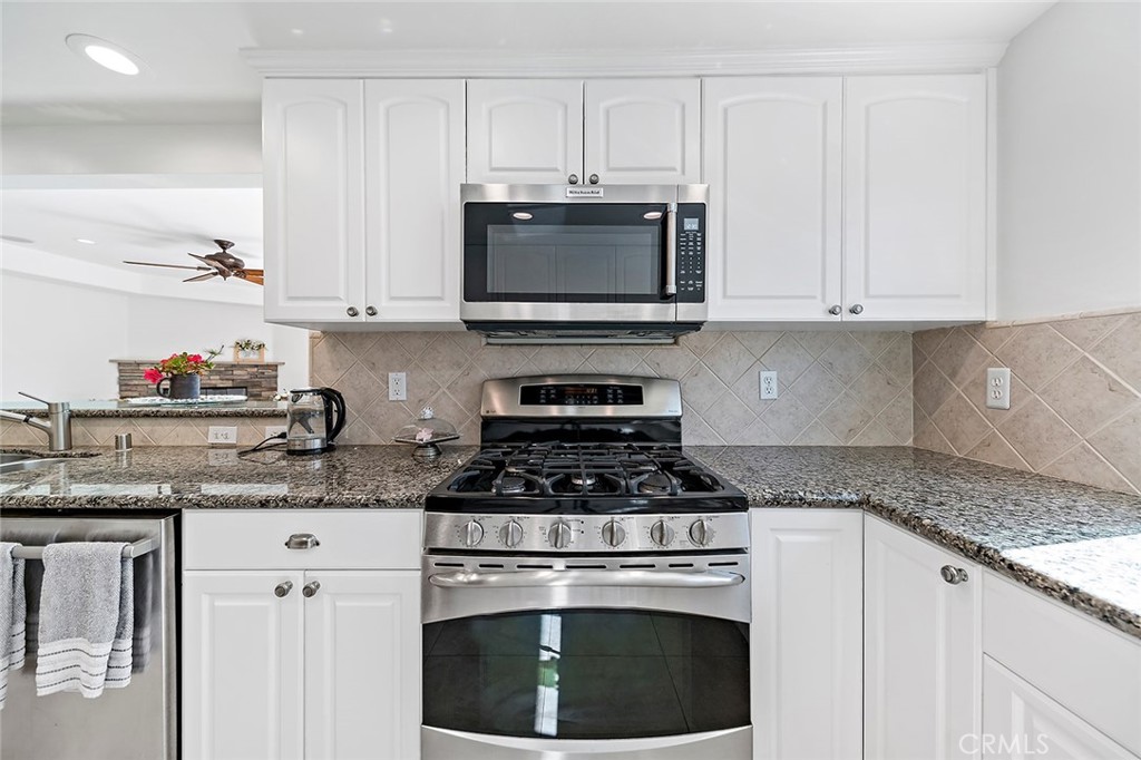 9102 Warfield, Huntington Beach CA 92646 - photo 17