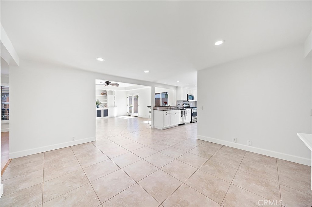 9102 Warfield, Huntington Beach CA 92646 - photo 32