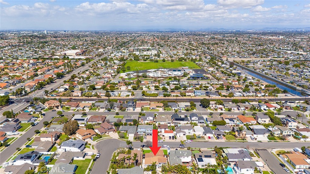 9102 Warfield, Huntington Beach CA 92646 - photo 52