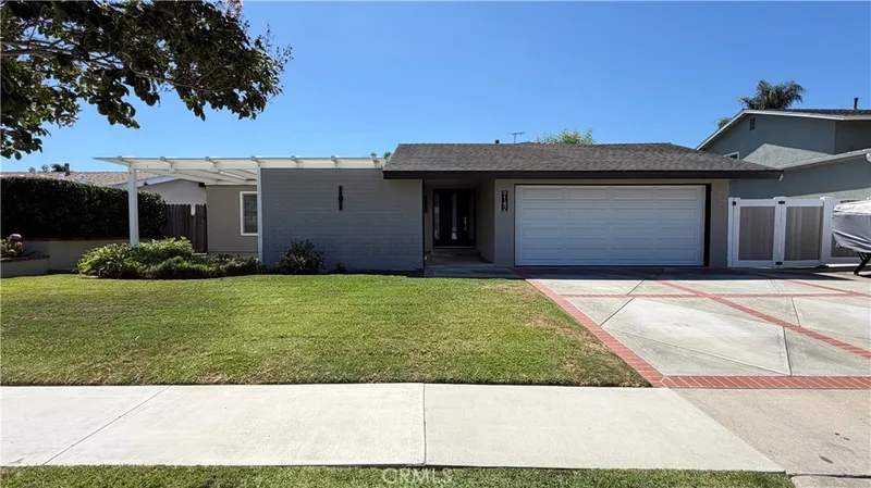 9142 Brabham, Huntington Beach, CA 92646