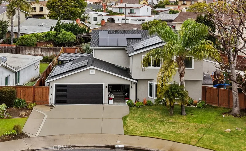 9211 Hyde Park, Huntington Beach, CA 92646