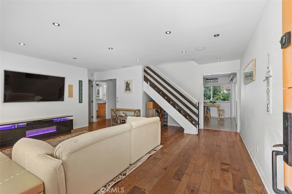 9301 Neolani, Huntington Beach CA 92646 - photo 6