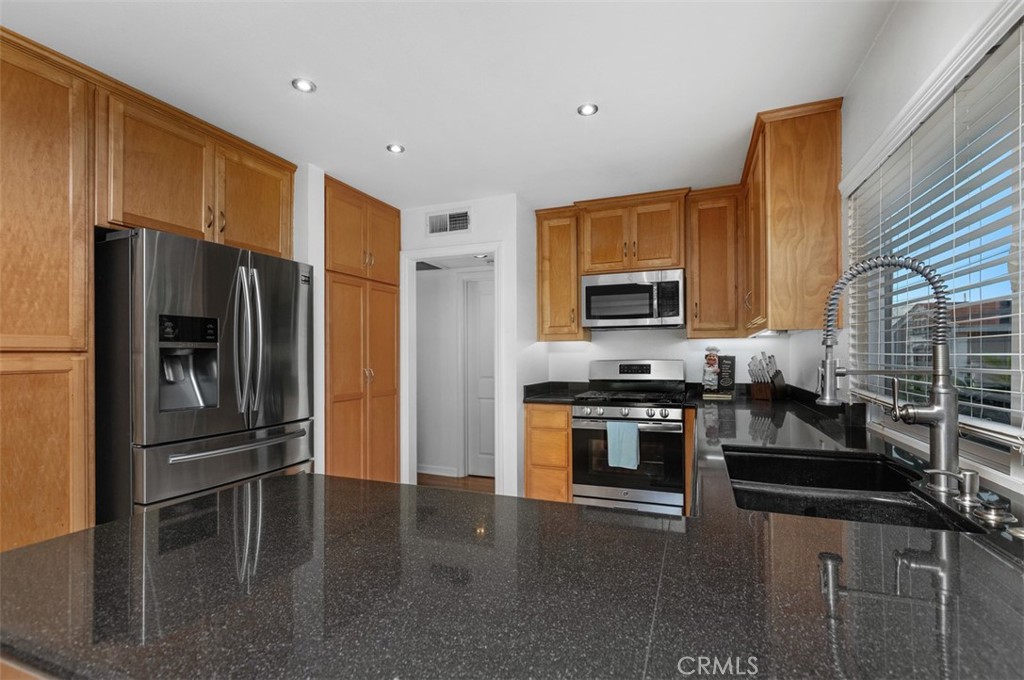 9301 Neolani, Huntington Beach CA 92646 - photo 14