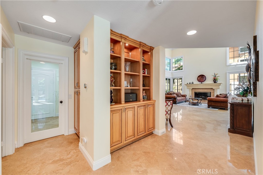 Custom Built-in Bookshelf with plenty of storage - 9332 Power, Huntington Beach CA 92646 - photo 19