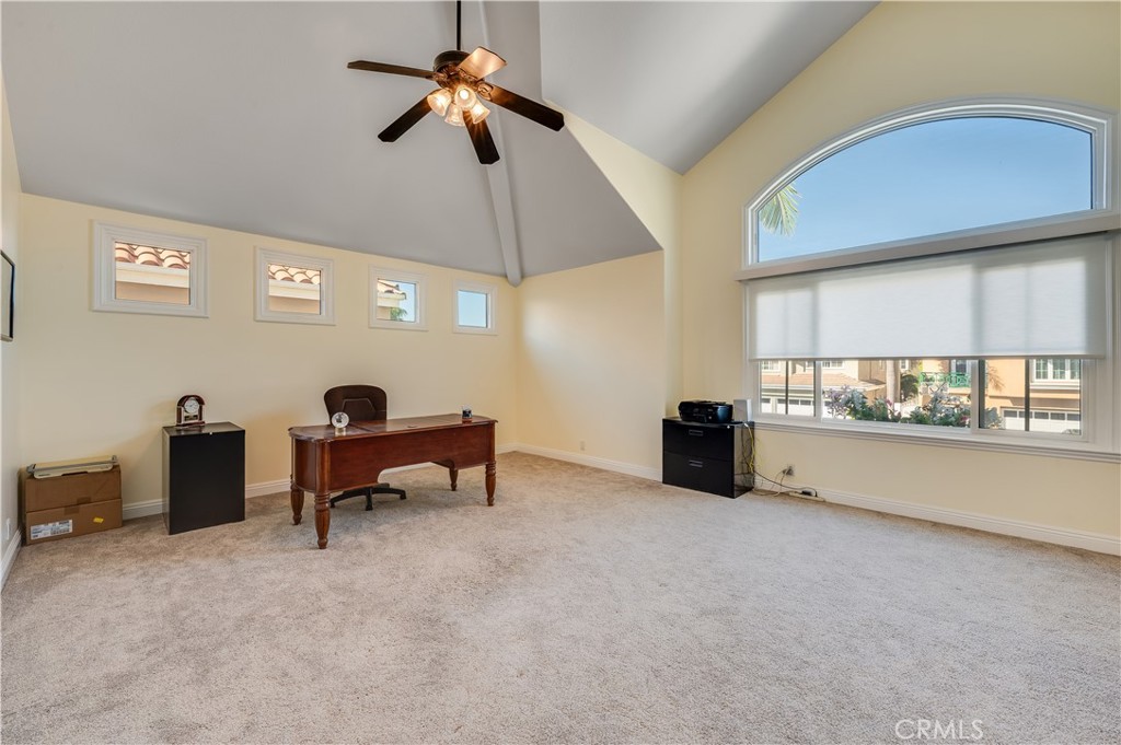 Huge Bonus​​‌​​​​‌​​‌‌​​‌‌​​‌‌​​‌​​​‌‌​‌​​​​‌‌​‌​​ Room - 9332 Power, Huntington Beach CA 92646 - photo 40