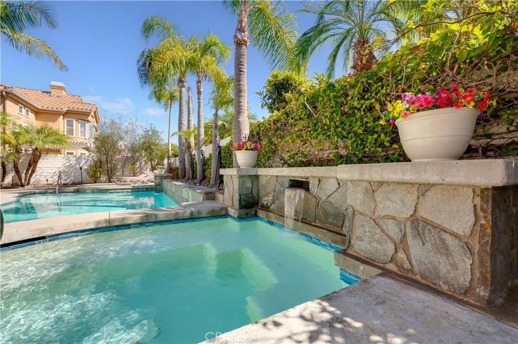 Water Fall in Spa and to to Pool - 9332 Power, Huntington Beach CA 92646 - photo 51
