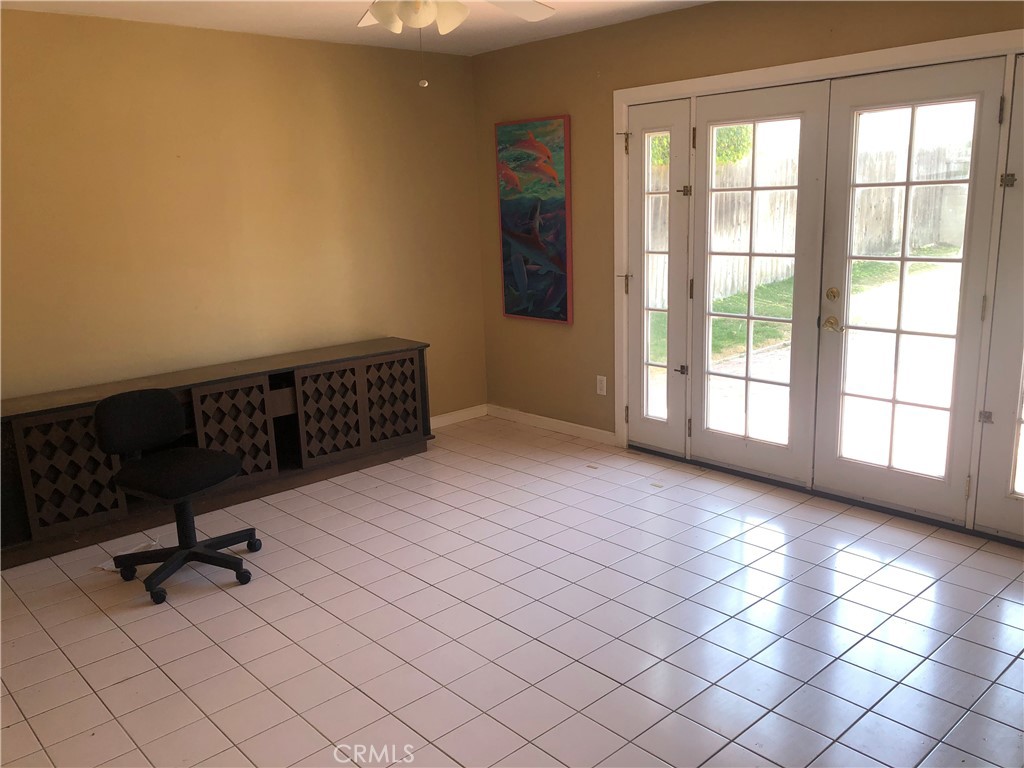 9352 MOKIHANA Drive, Huntington Beach CA 92646 - photo 12