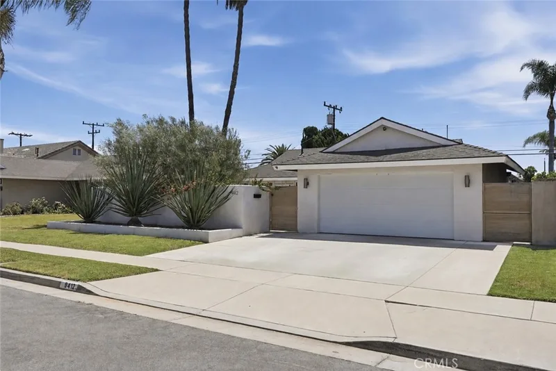 9412 Nautilus Drive, Huntington Beach