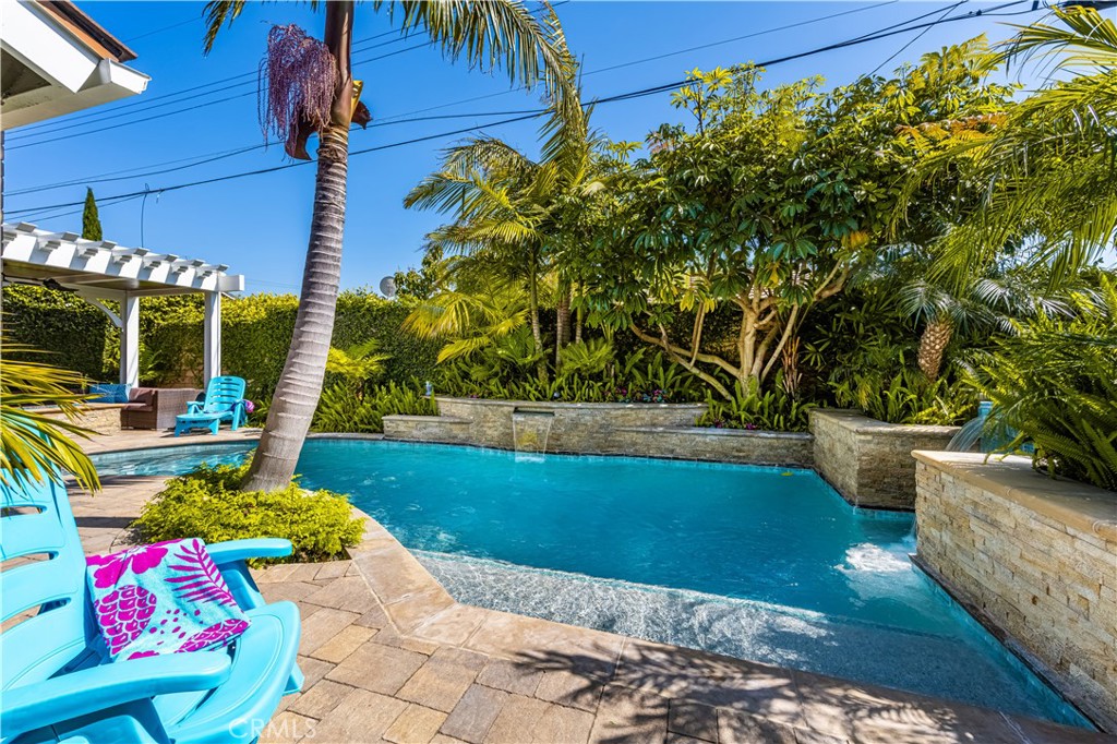 9442 Tiki Circle, Huntington Beach CA 92646 - photo 23