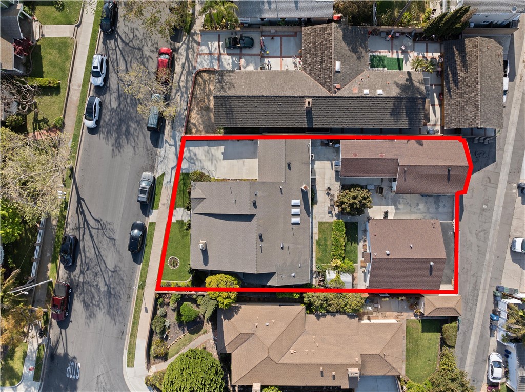 945 10th Street, Huntington Beach CA 92648 - photo 1