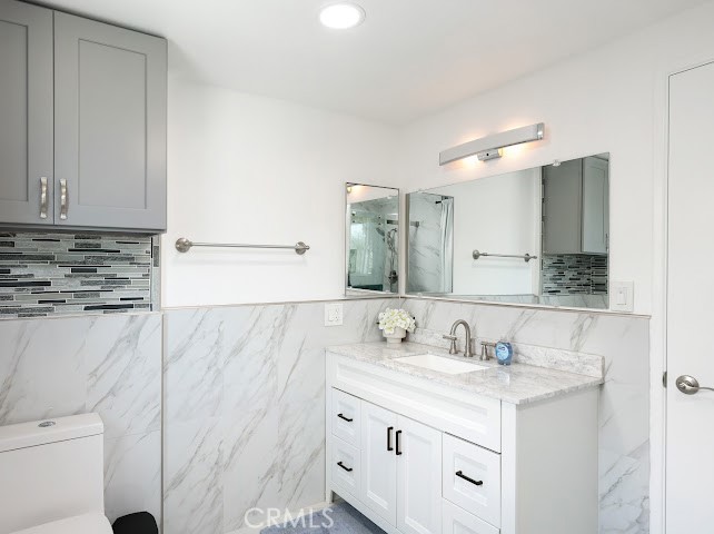 9451 Hyannis Port Dr, Huntington Beach CA 92646 - photo 30