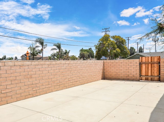 9451 Hyannis Port Dr, Huntington Beach CA 92646 - photo 37