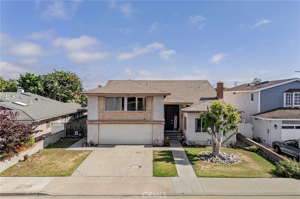 9522 Yellowstone Drive, Huntington Beach CA 92646 - photo 1