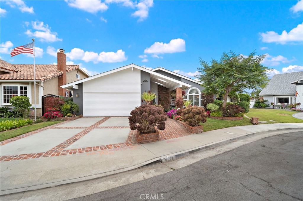9532 Smokey, Huntington Beach CA 92646 - photo 1