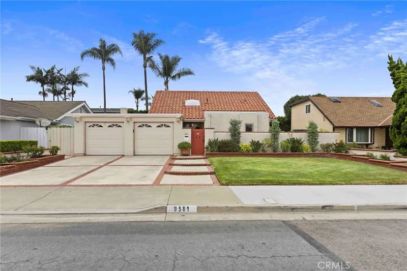 9581 Landfall, Huntington Beach