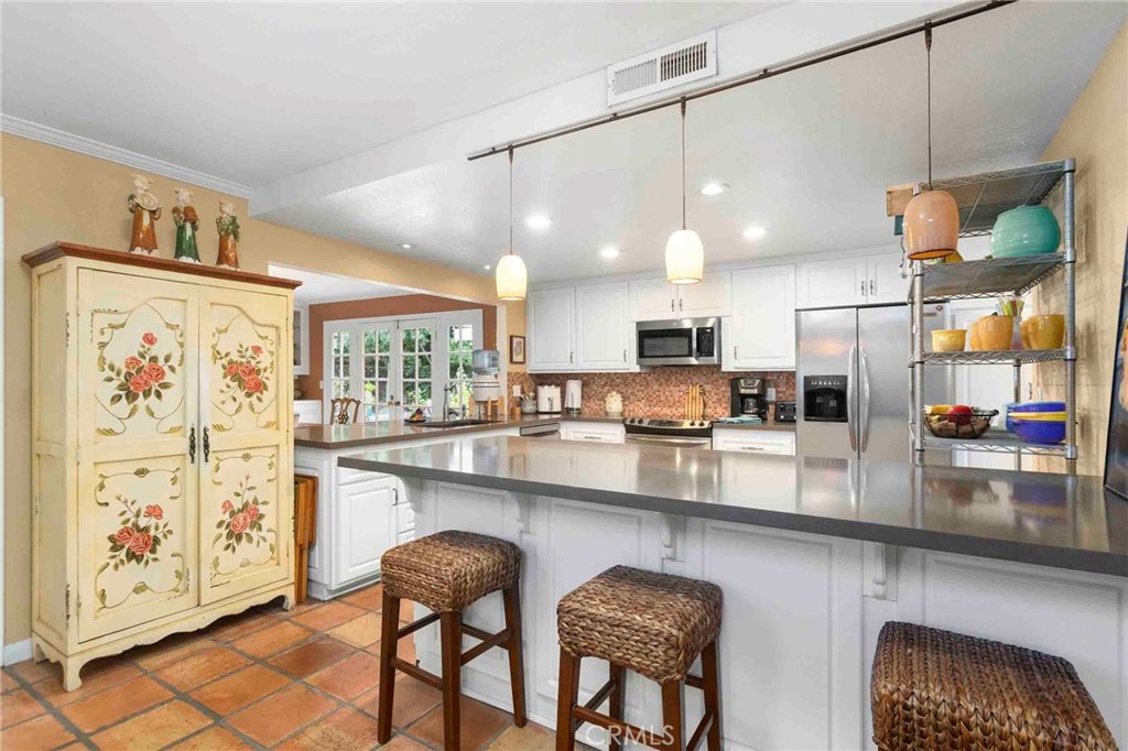 9581 Landfall, Huntington Beach CA 92646 - photo 11