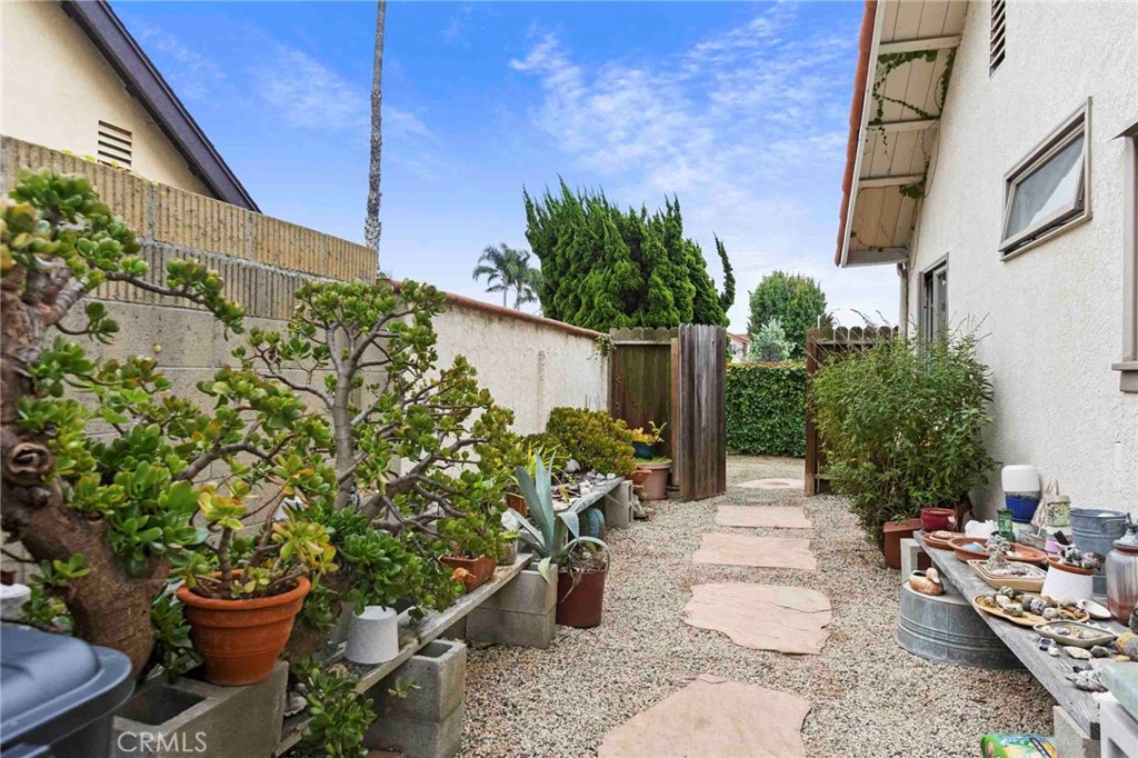 9581 Landfall, Huntington Beach CA 92646 - photo 28