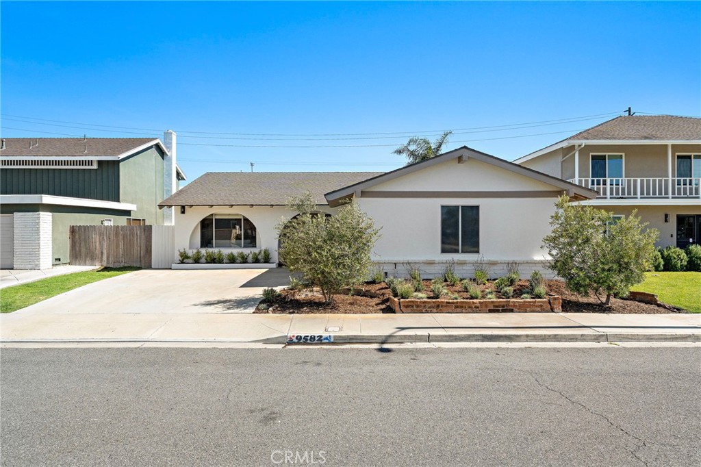 9582 Hightide Drive, Huntington Beach CA 92646 - photo 1