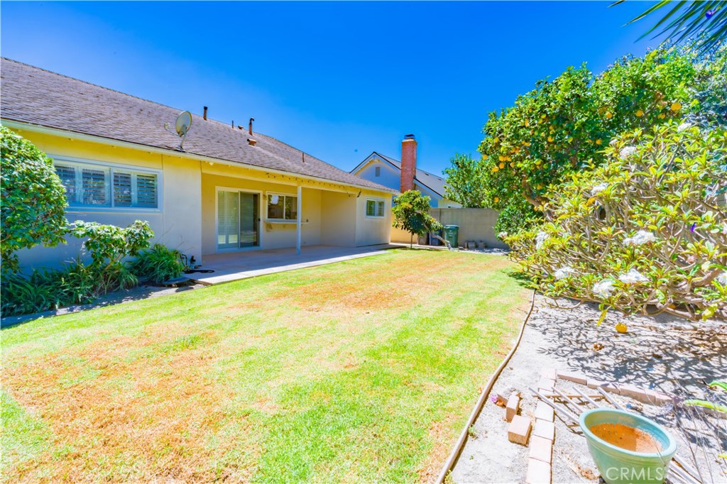 9621 Indian Wells Circle, Huntington Beach CA 92646 - photo 28