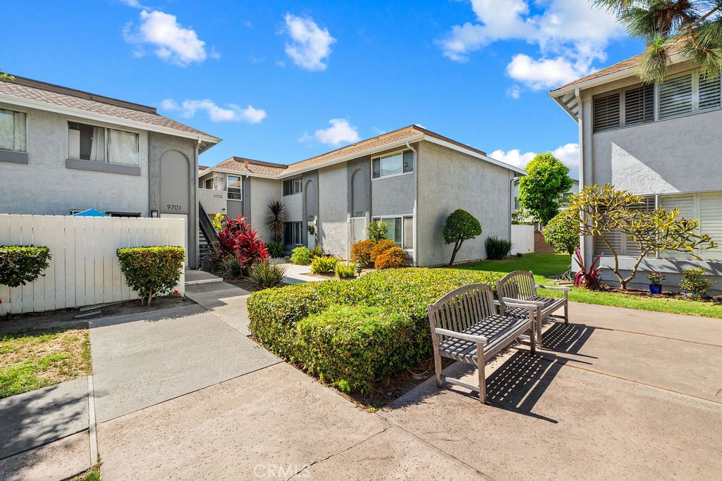 9705 Bickley Drive 5, Huntington Beach CA 92646 - photo 1