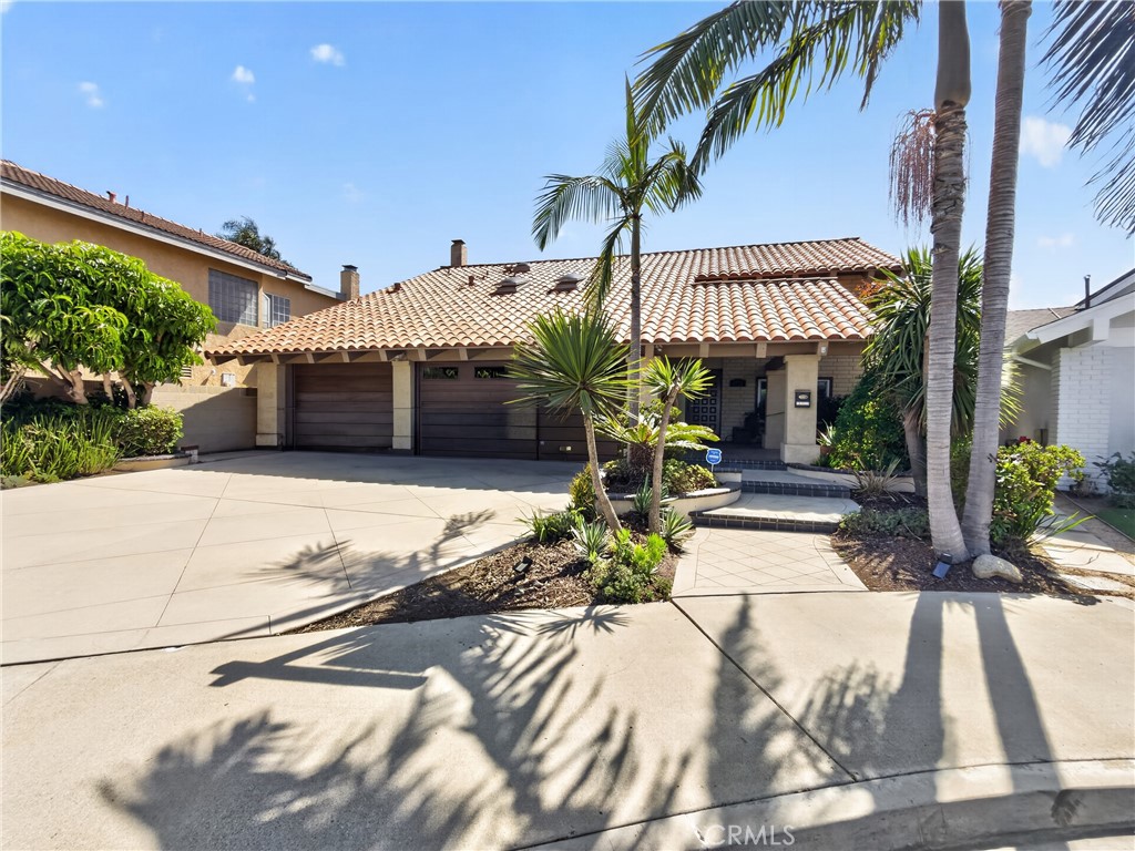 9772 Kite, Huntington Beach CA 92646 - photo 2