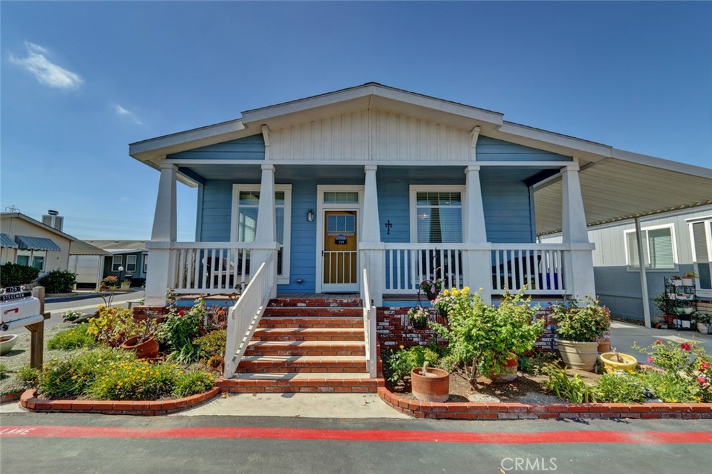 9850 Garfield 129, Huntington Beach CA 92646 - photo 1