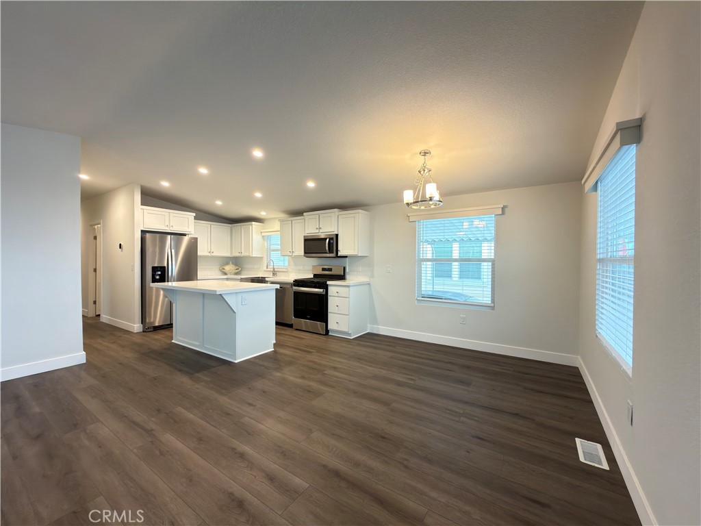 9850 Garfield Ave 18, Huntington Beach CA 92646 - photo 31