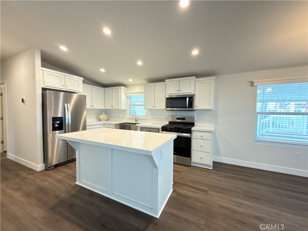 9850 Garfield Ave 18, Huntington Beach CA 92646 - photo 37