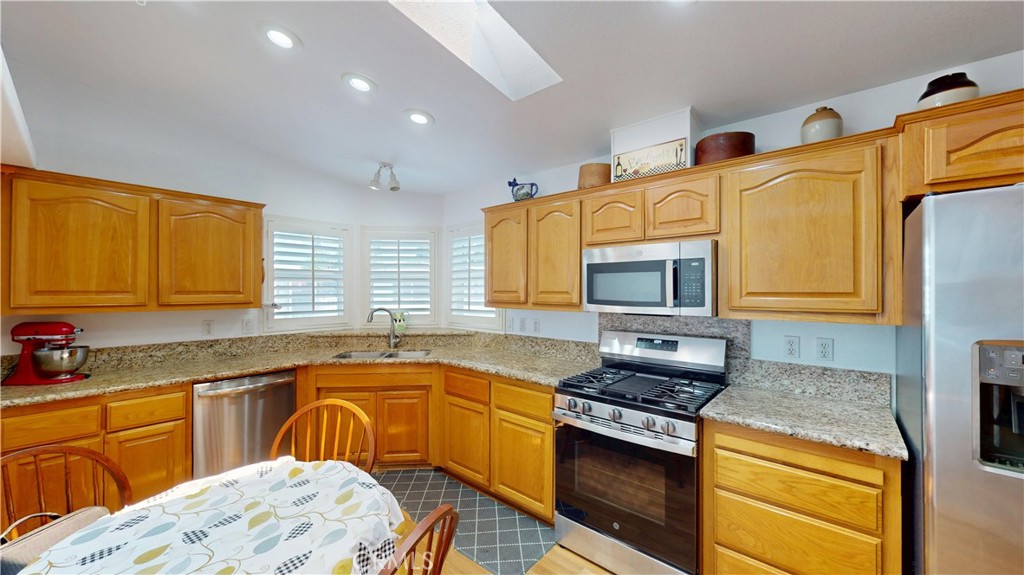 9850 Garfield Avenue 95, Huntington Beach CA 92646 - photo 3