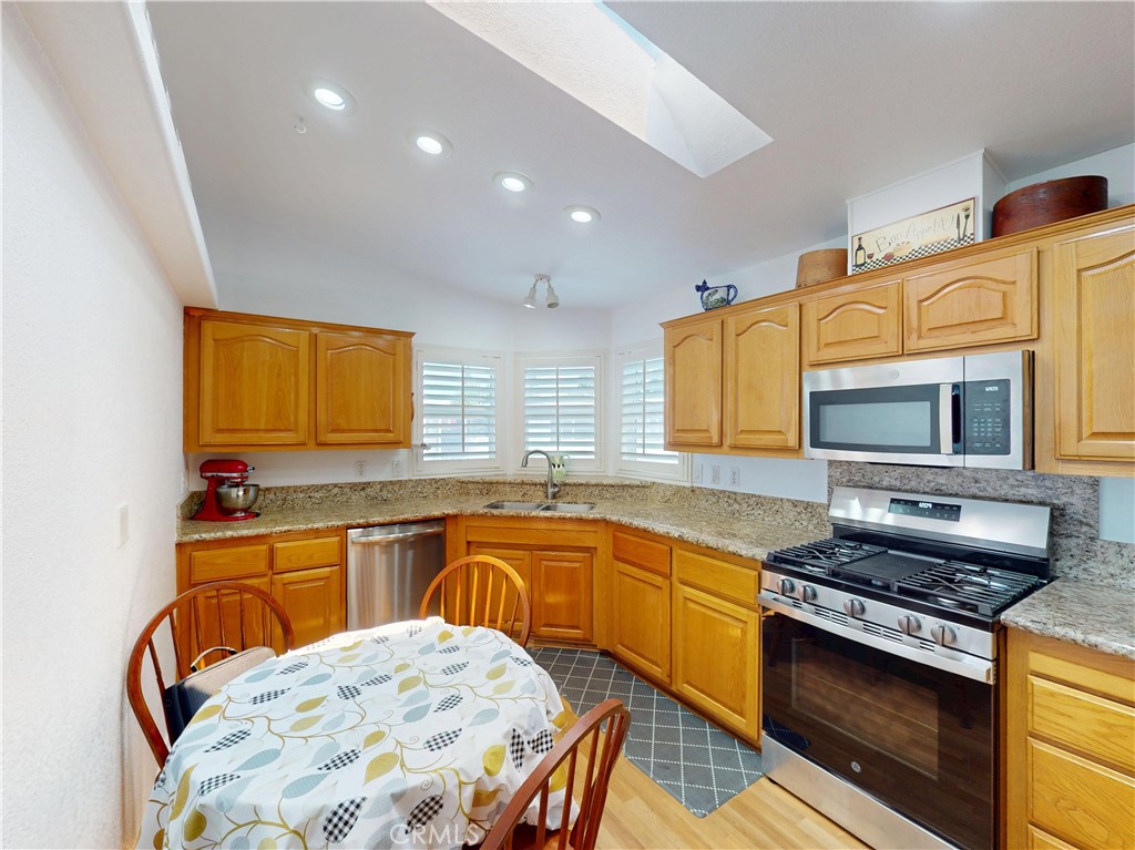 9850 Garfield Avenue 95, Huntington Beach CA 92646 - photo 6