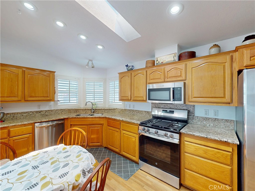 9850 Garfield Avenue 95, Huntington Beach CA 92646 - photo 7