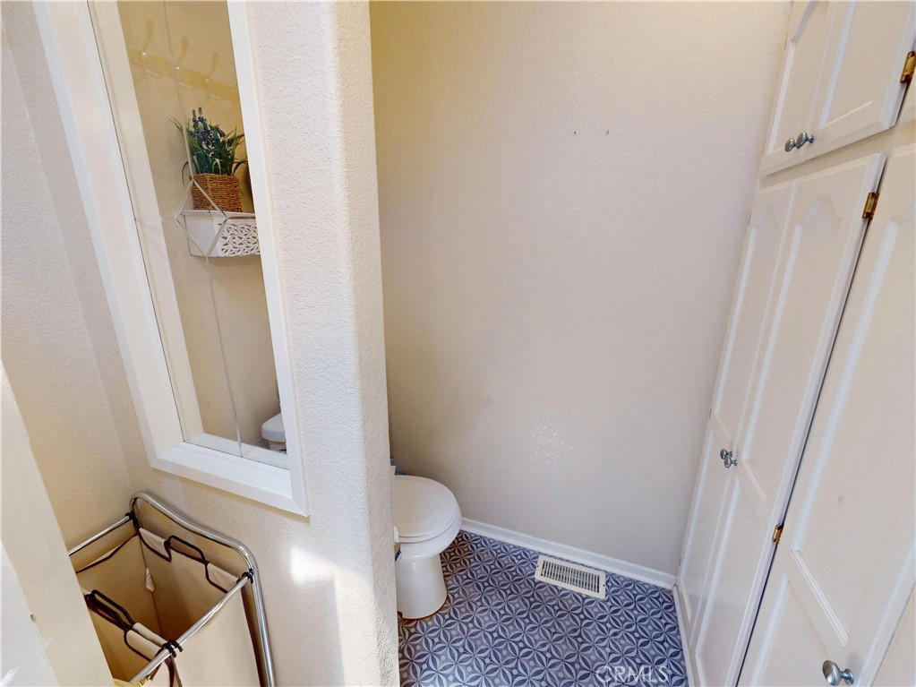 9850 Garfield Avenue 95, Huntington Beach CA 92646 - photo 25