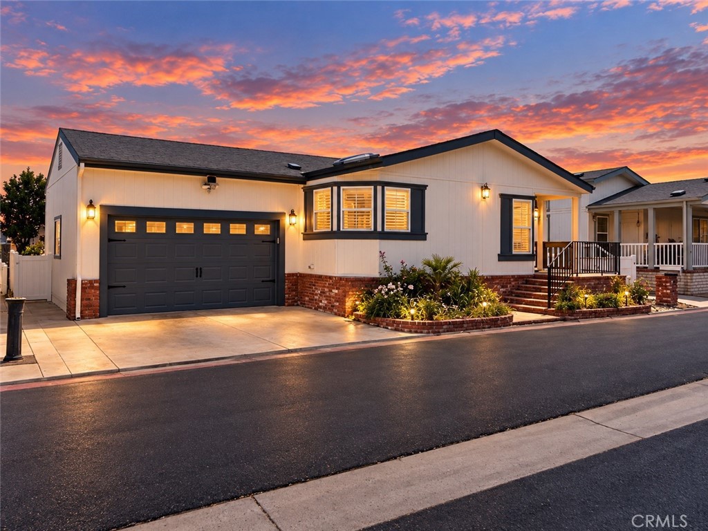 9850 Garfield Avenue 95, Huntington Beach CA 92646 - photo 33