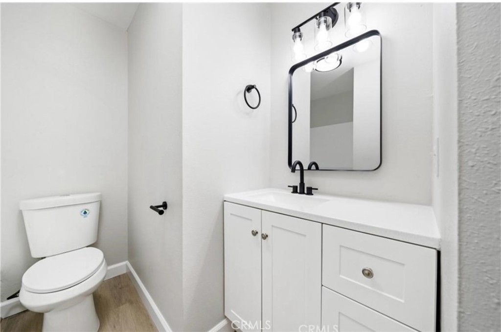 9867 Continental, Huntington Beach CA 92646 - photo 14