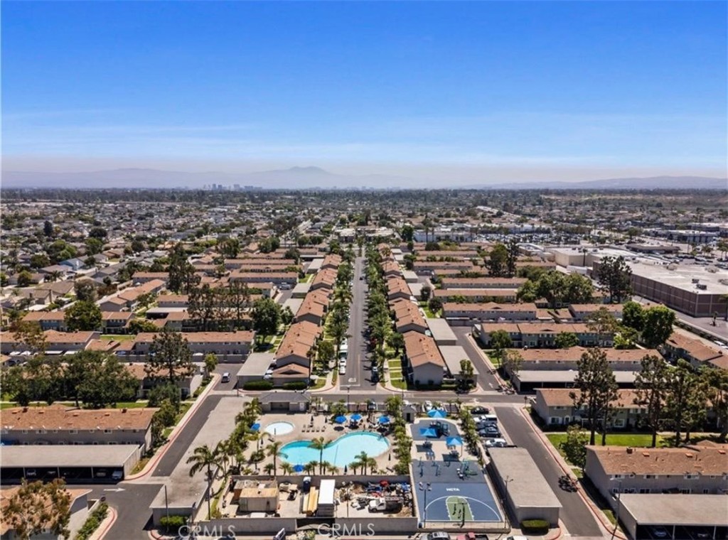 9867 Continental, Huntington Beach CA 92646 - photo 33