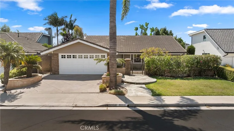 9882 Cornerbrook Drive, Huntington Beach, CA 92646