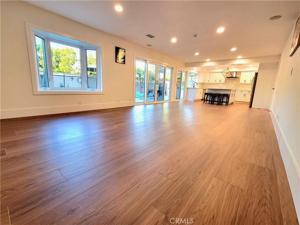 9891 Star Drive, Huntington Beach CA 92646 - photo 5