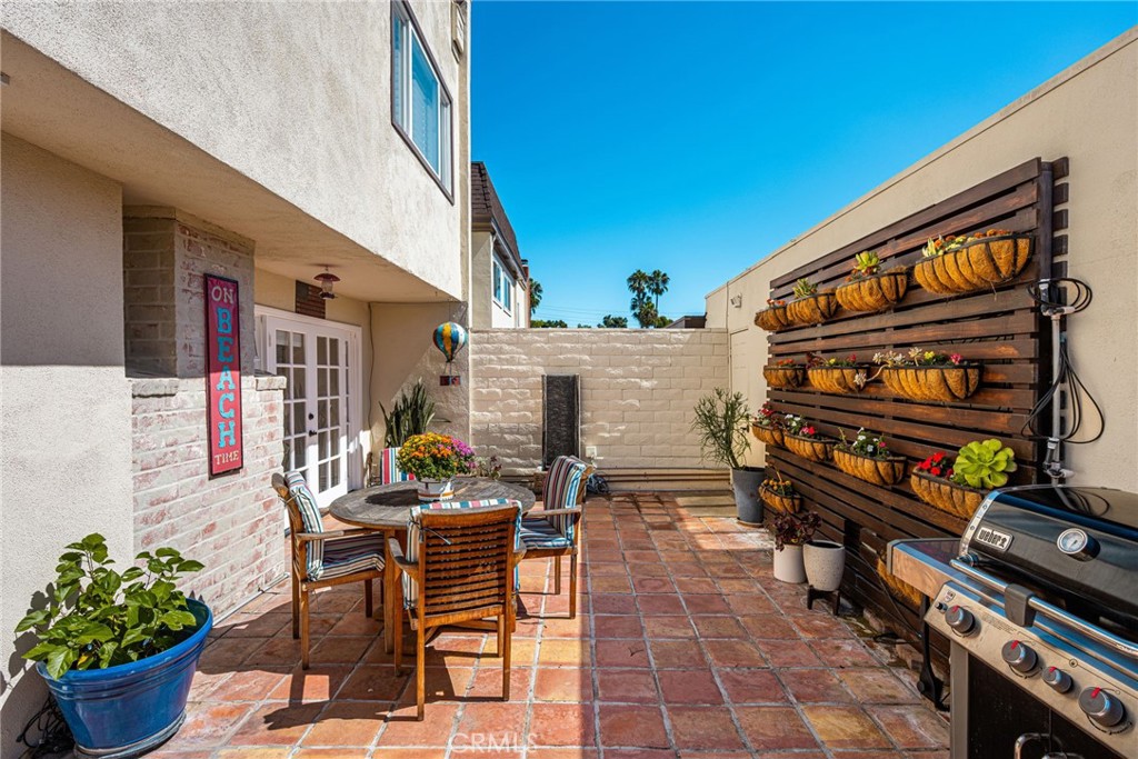 9921 Barranca Circle, Huntington Beach CA 92646 - photo 10