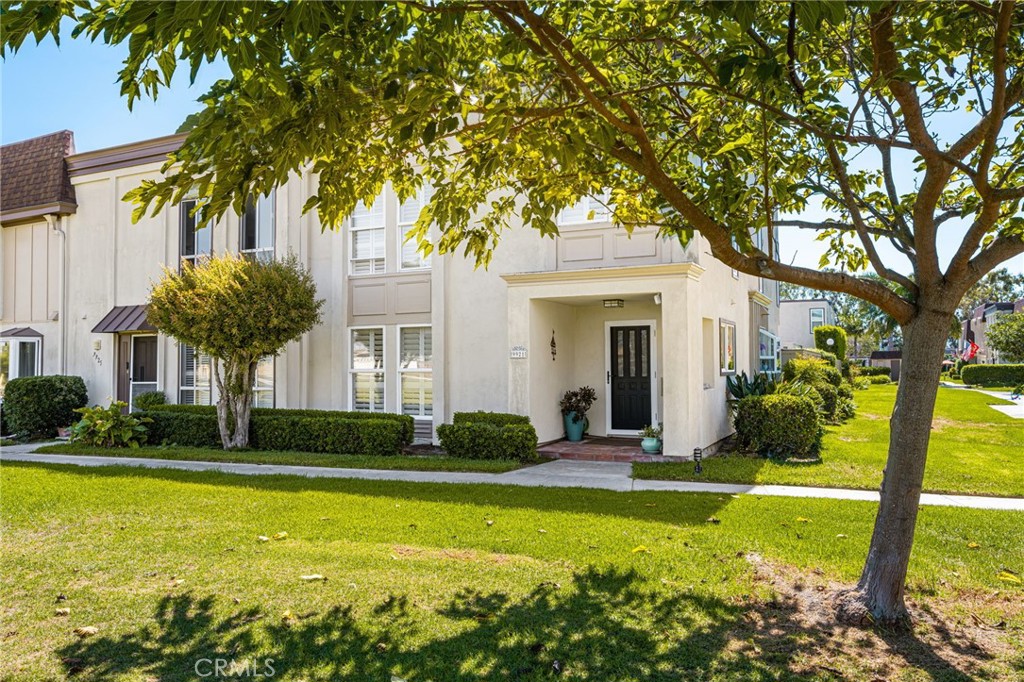 9921 Barranca Circle, Huntington Beach CA 92646 - photo 62