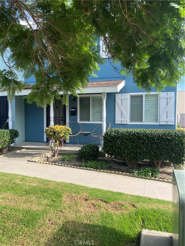 9921 Cornwall, Huntington Beach CA 92646 - photo 1