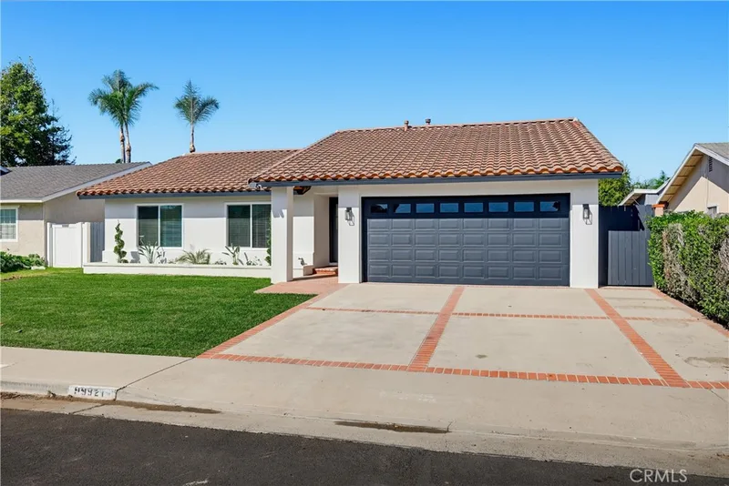9921 Garrett Circle, Huntington Beach