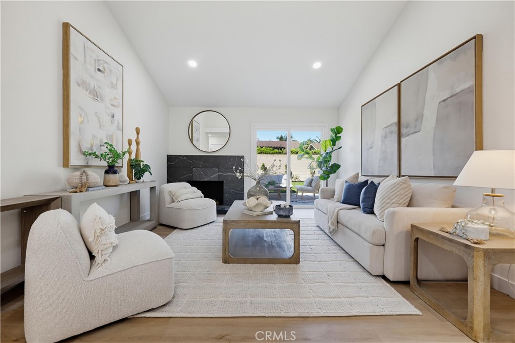 9921 Garrett Circle, Huntington Beach CA 92646 - photo 6