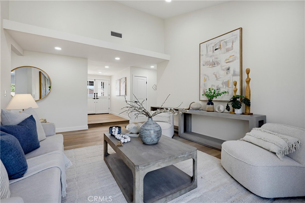9921 Garrett Circle, Huntington Beach CA 92646 - photo 7