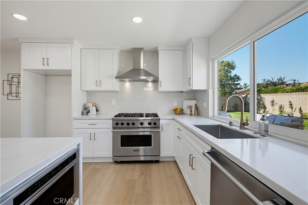 9921 Garrett Circle, Huntington Beach CA 92646 - photo 9