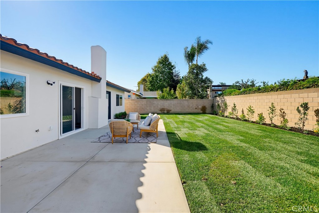 9921 Garrett Circle, Huntington Beach CA 92646 - photo 34