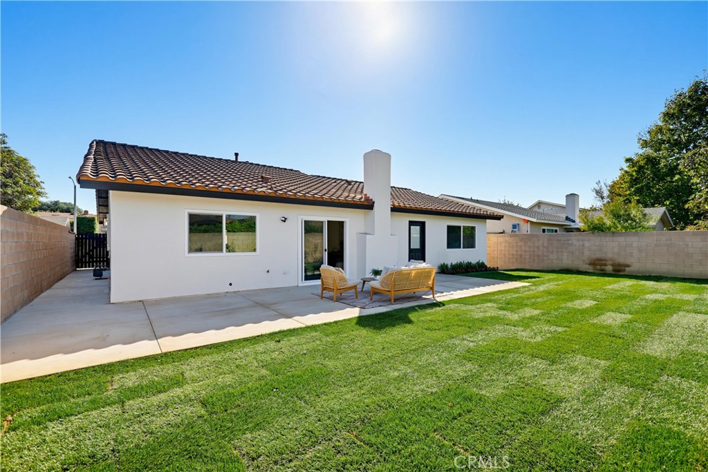 9921 Garrett Circle, Huntington Beach CA 92646 - photo 35